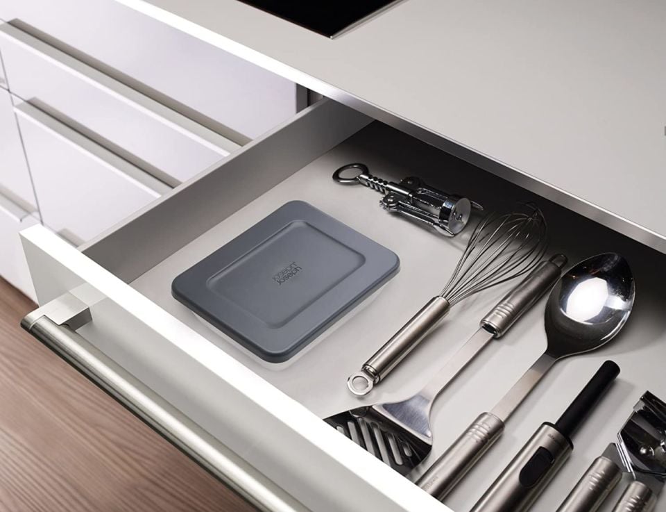 Joseph Joseph Prizma Kutu Rende - Gri