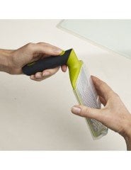 Joseph Joseph Twist Grater™ Katlanır Saklama Kaplı 2'li Rende