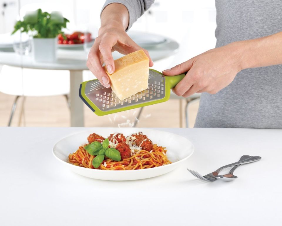 Joseph Joseph Twist Grater™ Katlanır Saklama Kaplı 2'li Rende