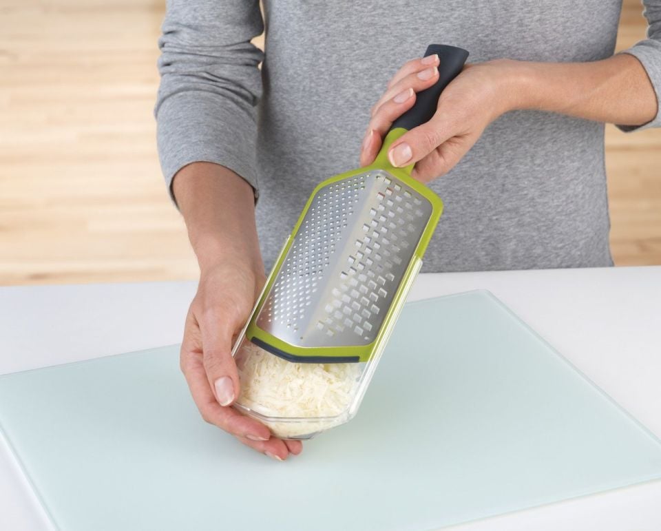 Joseph Joseph Twist Grater™ Katlanır Saklama Kaplı 2'li Rende