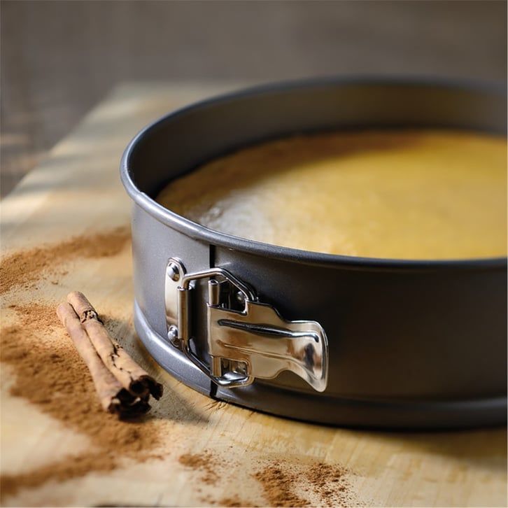 KitchenAid Springform Kelepçeli Kek Kalıbı 24 Cm